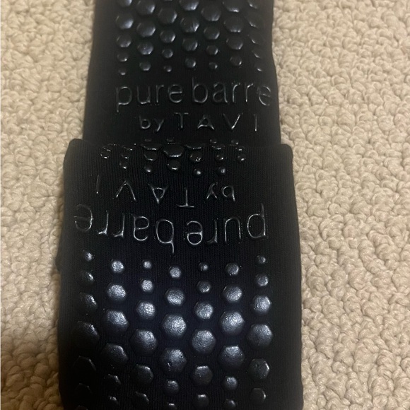 Pure Barre low rise grip socks - size Small - NEW - Picture 3 of 3